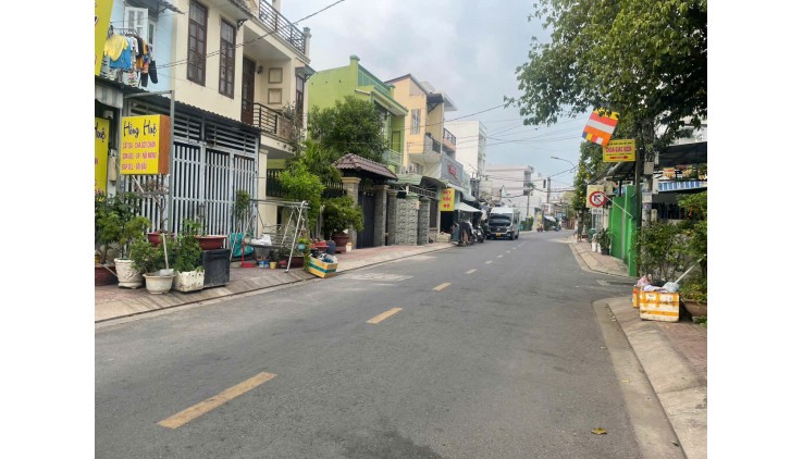 Bán nhà 1 trệt + lửng , đường số 10 Linh Đông Thủ Đức. Gía 2ty4 bl