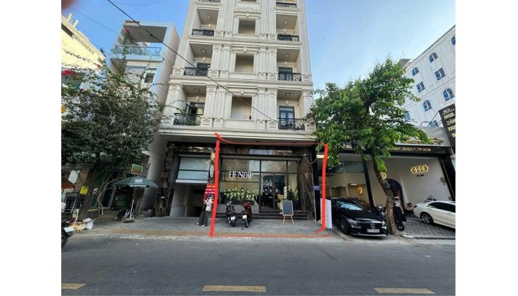 SANG MẶT BẰNG TRỐNG- CƠ HỘI CHO AI TÌM VỊ TRÍ KINH DOANH ĐẸP