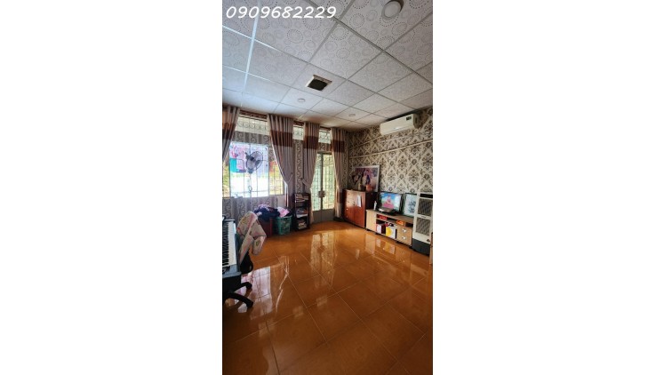 Giá tốt  - 70m2 - Hẻm xe hơi 6m - Sát mặt tiền Quang Trung - giá rẻ 5.x TỶ.