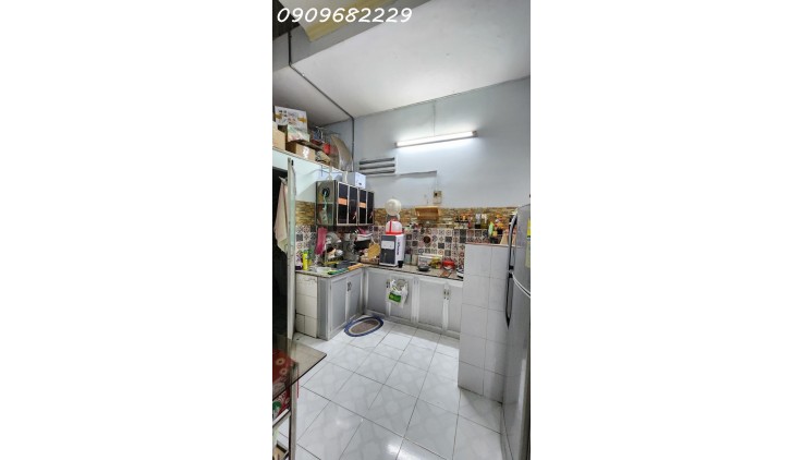 Giá tốt  - 70m2 - Hẻm xe hơi 6m - Sát mặt tiền Quang Trung - giá rẻ 5.x TỶ.