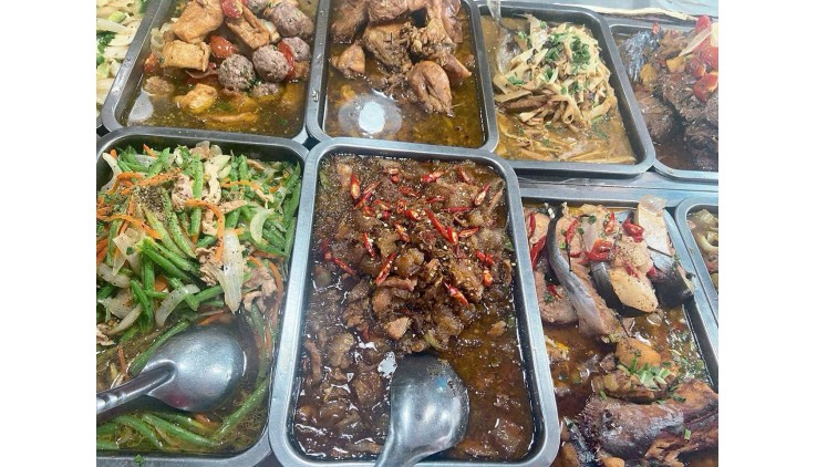 CẦN SANG NHƯỢNG QUÁN CƠM Mặt tiền đầu đường Man Thiện q9 tp Thủ Đức
