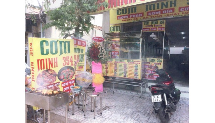 CẦN SANG NHƯỢNG QUÁN CƠM Mặt tiền đầu đường Man Thiện q9 tp Thủ Đức