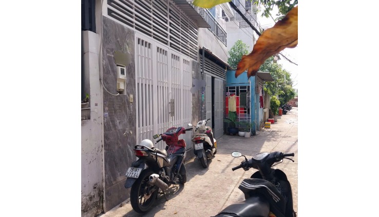 BÁN NHÀ MỚI,XE HƠI,NHỈNH 4 TỶ,NGAY NGUYỄN HỮU TIẾN,TÂY THẠNH,TÂN PHÚ