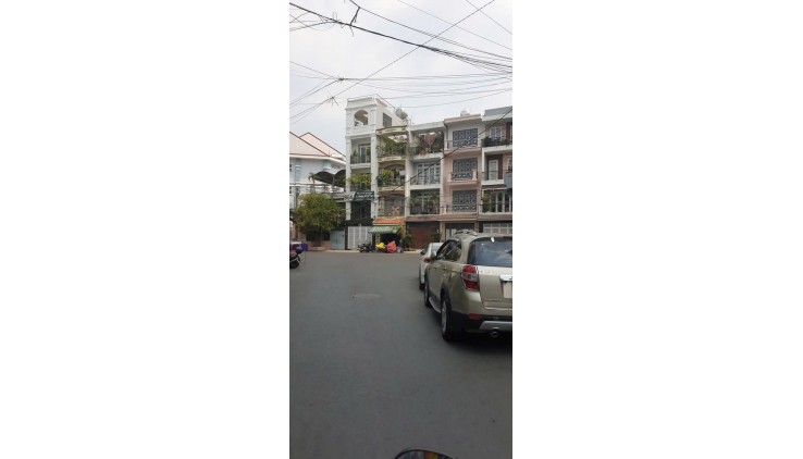 Bán nhà MT cư Xá Nguyễn Đình Chiểu - ngay Nguyễn Kiệm, 6x12m, 3 Tầng cũ, 12.9 tỷ.