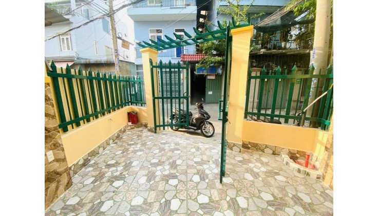 Bán nhà riêng 4PN, 62m2, 5,5 tỷ tại Đường 39, Bình Trưng Đông, Q2, HCM