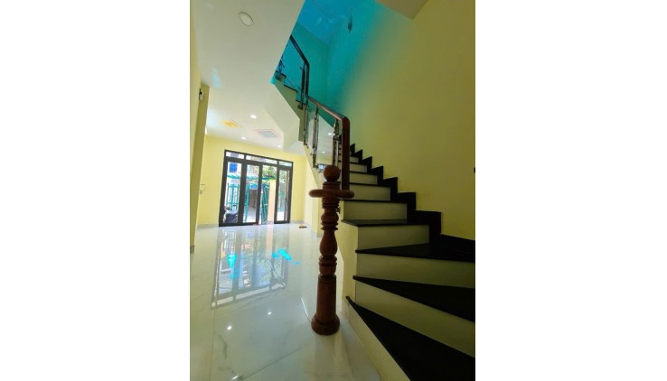 Bán nhà riêng 4PN, 62m2, 5,5 tỷ tại Đường 39, Bình Trưng Đông, Q2, HCM