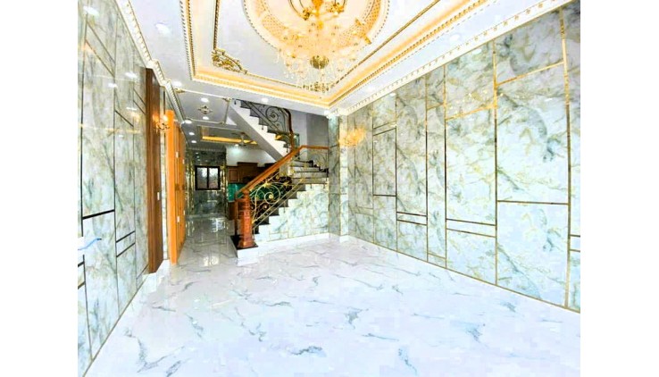 Nhà gần Phạm Văn Đồng, Hiệp Bình Chánh, 4PN sân thượng mát, giá tốt