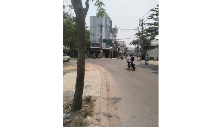NHÀ MẶT TIỀN KINH DOANH SẦM UẤT ĐHT 11 QUẬN 12, 82M2 NHỈNH 8 TỶ TL