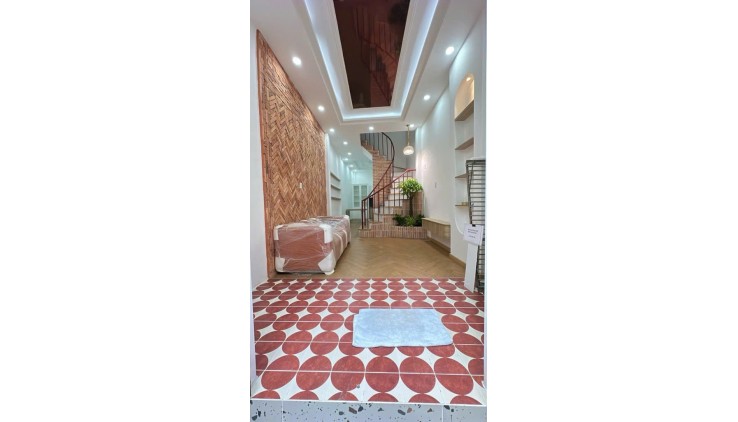 BÁN NHÀ 4 TẦNG, 48M2, 
CẠNH MẶT TIỀN  KHÁNH HỘI, QUẬN 4
NGANG 3.95 X 12.05 M