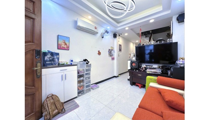 BÁN NHÀ hẻm ô tô, 50M2, NGÕ THẠCH THỊ THANH, QUẬN 1 - GIÁ 9.2 TỶ - SỔ ĐỎ CHÍNH CHỦ