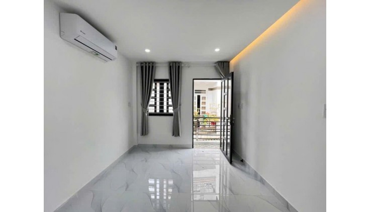 + Bán nhà 14m2-3 tầng-CMT8 P13Q10--3.2 tỷ