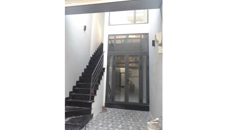 MẶT TIỀN KINH DOANH NGAY CHỢ P16Q4 
NGANG 3,4 X 17 ĐÚC BÊ TÔNG 
CÓ 5 TỶ
