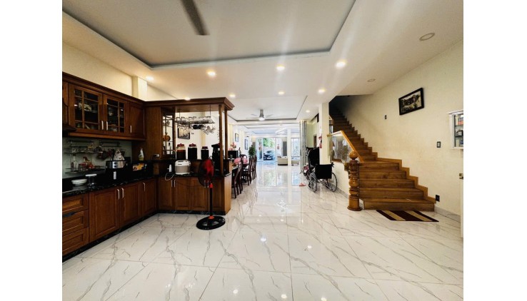 BÁN NHÀ KHU VIP BÀU CÁT- TÂN BÌNH( 5.5M X 22M ) 120M2 CHỈ 19.9 TỶ