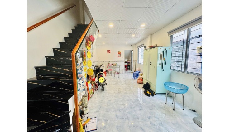 BÁN NHÀ 3 TẦNG, 50M2 cách Hoàng Sa 10m, NGÕ NGUYỄN VĂN NGUYỄN, QUẬN 1 - GIÁ 9.6 TỶ - SỔ ĐỎ