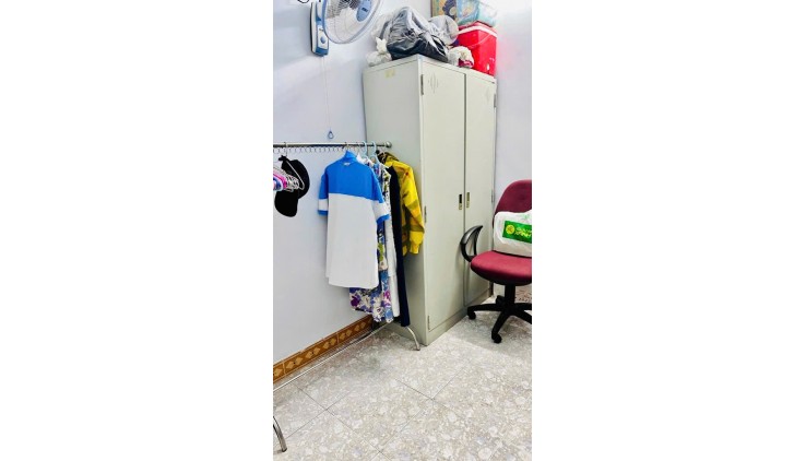 BÁN NHÀ GẦN CHỢ TÂN TRỤ 40m2 – 2 TẦNG BTCT – CHỈ 3 TỶ 650TL