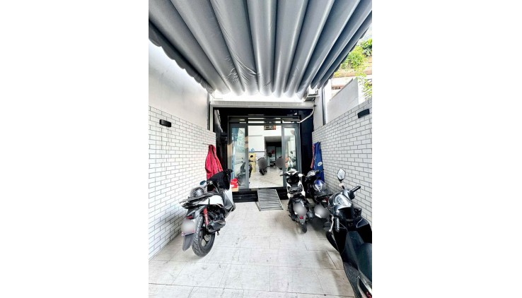 CỰC PHẨM - MT NGUYỄN TRUNG TRỰC - P5 BÌNH THẠNH - 8PN LỚN - CÓ THAN MÁY - DOANH THU 650 TR/TH - PCCC - BÁN 12.5 TỶ