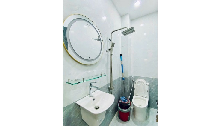 Nhà đẹp ngay Phan Huy Ích, Gò Vấp, ngang bề thế (4x9) NHỈNH 4 TỶ còn thương lượng