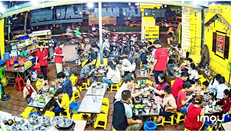 CHÍNH CHỦ SANG NHƯỢNG QUÁN LẨU TẠI VỊ TRÍ ĐẮC ĐỊA, ĐÔNG NGƯỜI QUA LẠI
