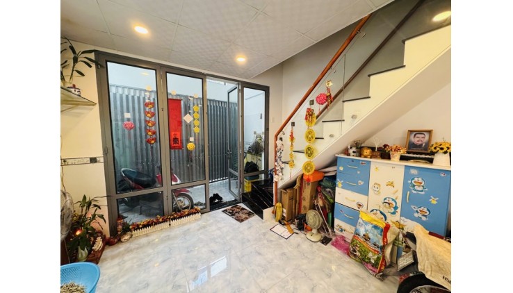 Nhà Bán Hẻm  Nguyễn Văn Nguyễn ,  50m2 , 3  tầng btct , hẻm 4m trước nhà chỉ 9 tỷ 550