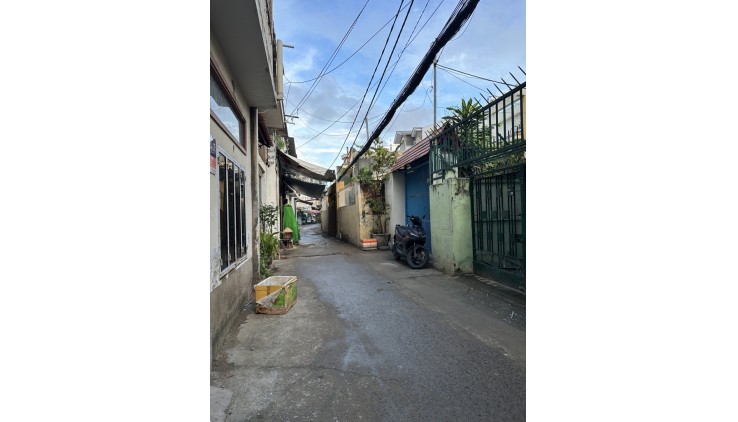 [P2,Q8]-HẺM XE HƠI DƯƠNG BÁ TRẠC-DT 68M2(4.3 X 16)- CHỈ 6 TỶ.