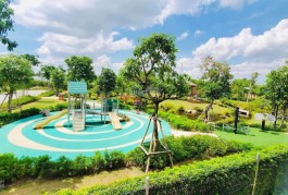 Cung cấp nhiều tính năng hữu ích như tự động tạo tài khoản, quản lý tin, đăng tin chuẩn SEO, và kết nối với các kênh mạng xã hội như Facebook,