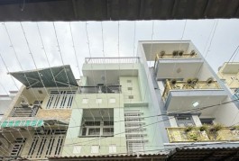 Bán CHDV 11P, đường Xô Viết Nghệ Tĩnh – Bình Thạnh. DT 70tr/ tháng
