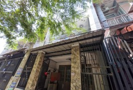 Bán nhà 2 tầng, 56m², 4.9 tỷ, Hiệp Bình Chánh, Thủ Đức
 hoặc
Nhà 2 tầng, 56m², 4.9 tỷ, ngõ 49, Hiệp Bình Chánh, Thủ Đức