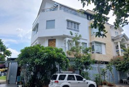 BIỆT THỰ 2 MẶT TIỀN ĐẸP LUNG LINH QUẬN 2