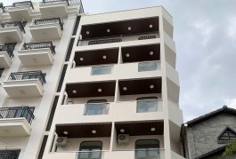 BÁN CHDV XÂY MỚI-CÓ HẦM-THANG MÁY-NGANG KHỦNG 7M