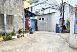 Chỉ 40Tr/m2 TT Linh Xuân Dãy trọ 7 phòng 6.4 x24.5 151m2 chỉ 6.1 tỷ. Đường xe hơi 5m.
