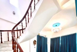 Cho thuê nhà nguyên căn Linh Đông, 196m², 4PN, mới đẹp, giá tốt