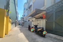 Nhà Hẻm Ôtô Đường Lê Quang Định Phường 11 Quận Bình Thạnh.