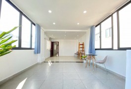 Cho thuê sàn văn phòng khu đường Hoa Phan Xích Long giá rẻ