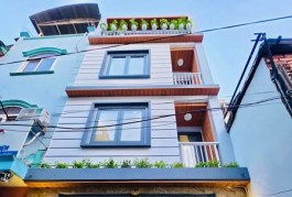 Nhà Nguyễn Chí Thanh Phường 4 Quận 11.