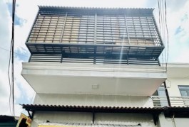 GẦN AEON - ĐHCT - HẺM NHỰA TẢI THÔNG - DTSD 93M - NGANG 5 - 3 TẦNG - NHỈNH 5 TỎI