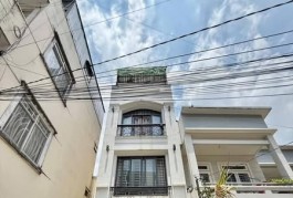 Nhà Hẻm Ôtô Đường Nguyễn Cửu Vân Quận Bình Thạnh Phường 17