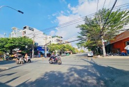 B@n nhà 4 tầng 5x16m ô tô đậu cửa đường Lâm văn bền trung tâm Q7, chỉ có 9 tỏi nhỏ.
