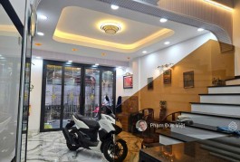 Phí 200tr bán gấp mặt tiền ngay Phan Đăng Lưu Quận Phú Nhuận 4 lầu 5PN 4WC giá 9,2 tỷ HĐT 25tr