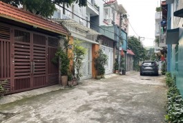 Bán nhà DT 79m2, Hẻm xe hơi Đường Nguyễn Văn Săng, Quận Tân Phú