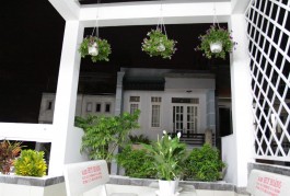 **Bán nhà đường Ni Sư Huỳnh Liên** phường 10 Tân Bình; 5*21 - 11 tỷ