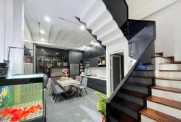 **Bán nhà phường 8, Tân Bình; đường Lạc Long Quân; 4x17 - nhà 4 tầng