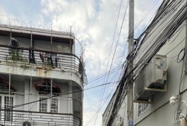 NHÀ 2 TẦNG - HÀNG XÓM PHÚ MỸ HƯNG - 25M2 CHỈ 2,85 TỶ.