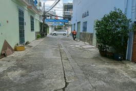 Nhà 3T, 56m2 (4.2x13.4m2) Tân Quý Q.TP gần Aeon Mall, Chợ, trường học giá chỉ 6.05 tỷ