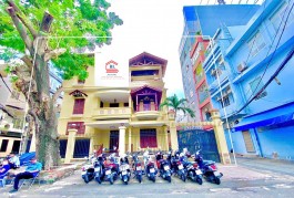 Cho Thuê Biệt Thự GÓC 3 Mặt Tiền  21S Nguyễn Văn Trỗi, Phường 11, Quận Phú Nhuận, TPHCM.