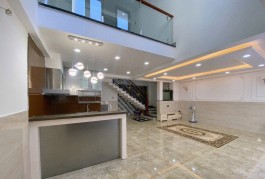 Bán nhà Biệt thự Mini Phạm Văn Hai - ngay Trường Sa, DT: 7x9m, 5 Tầng - 4PN 11.9 tỷ