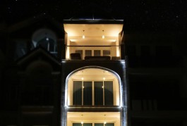 Bán nhà phong cách luxury 5 sao mặt tiền đường Số An Dương Vương Quận 8 (bao gồm nội thất như hình).