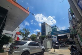 SIÊU PHẨM CHÍNH CHỦ - THẦY ĐI ĐỊNH CƯ - GẤP BÁN - NGAY HÀNG XANH - P17 BÌNH THẠNH - 60M2 - 5 TẦNG - BÁN 9.3 TỶ - TL