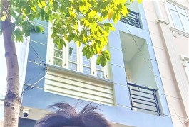NHÀ ngay UBP. PHÚ HỮU, Tp TĐ, 4 TẦNG mái bằng, HẺM 9M – SHR – Gía CHỈ 6,6ty. LH 0909185988