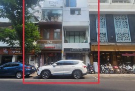Cho thuê nhà Mặt Tiền 37-39 Đông Du,P.Bến Nghé, Quận 1_Diện tích: 8m x 20m