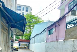 NHÀ PHỐ QUẬN 7 – KHU DÂN TRÍ CAO - ĐƯỜNG NHỰA XE TẢI - NGANG 4.9M - CHỈ NHỈNH 9T
